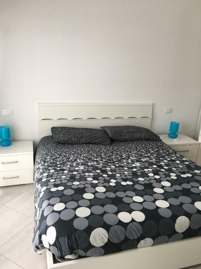 Appartamento Sul Porto 洛阿诺 外观 照片
